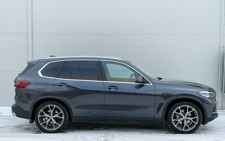 BMW X5, 2018 год, 5 875 000 рублей, 5 фотография