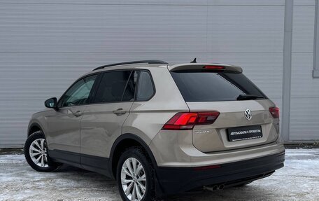 Volkswagen Tiguan II, 2018 год, 2 150 000 рублей, 5 фотография