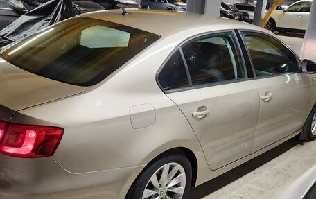 Volkswagen Jetta VI, 2012 год, 890 000 рублей, 4 фотография