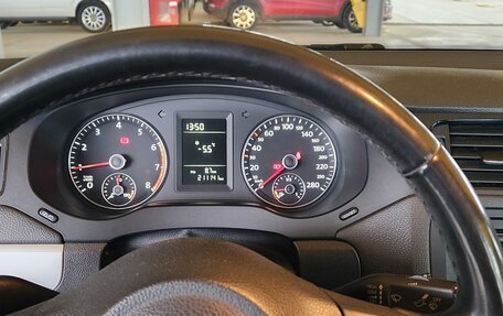 Volkswagen Jetta VI, 2012 год, 890 000 рублей, 17 фотография