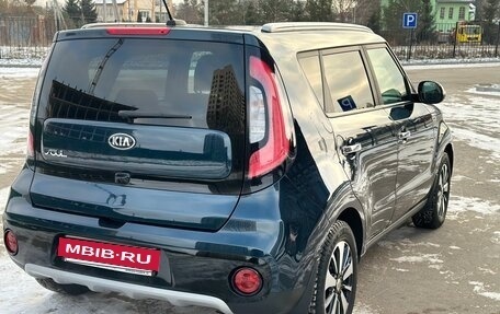 KIA Soul II рестайлинг, 2018 год, 1 565 000 рублей, 9 фотография