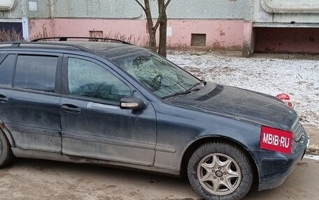 Mercedes-Benz C-Класс, 2001 год, 255 000 рублей, 4 фотография