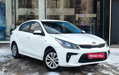 KIA Rio IV, 2017 год, 900 000 рублей, 3 фотография