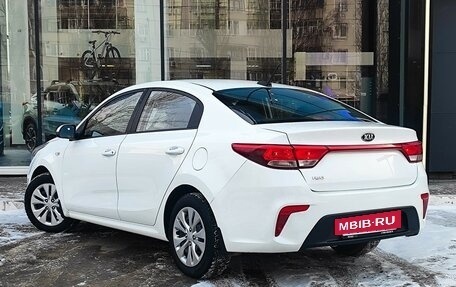 KIA Rio IV, 2017 год, 900 000 рублей, 4 фотография