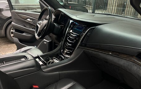 Cadillac Escalade IV, 2016 год, 3 920 000 рублей, 9 фотография