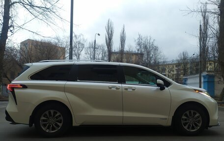 Toyota Sienna, 2021 год, 6 650 000 рублей, 6 фотография