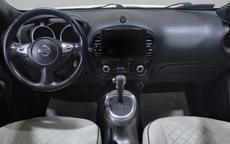 Nissan Juke II, 2013 год, 1 069 000 рублей, 10 фотография