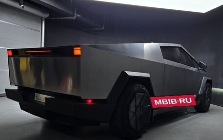 Tesla Cybertruck, 2025 год, 22 400 000 рублей, 3 фотография