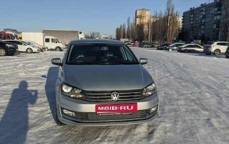 Volkswagen Polo VI (EU Market), 2015 год, 1 000 000 рублей, 2 фотография