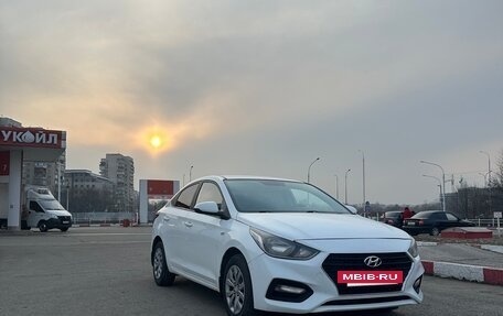 Hyundai Solaris II рестайлинг, 2017 год, 1 190 000 рублей, 2 фотография