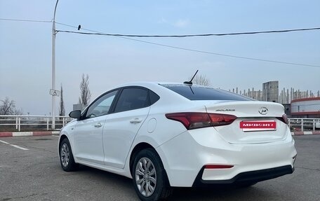 Hyundai Solaris II рестайлинг, 2017 год, 1 190 000 рублей, 5 фотография