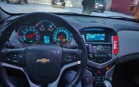 Chevrolet Cruze II, 2012 год, 950 000 рублей, 9 фотография