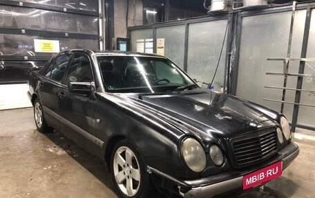 Mercedes-Benz E-Класс, 1999 год, 330 000 рублей, 7 фотография