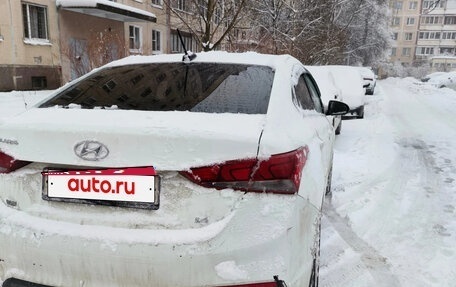 Hyundai Solaris II рестайлинг, 2018 год, 777 000 рублей, 4 фотография