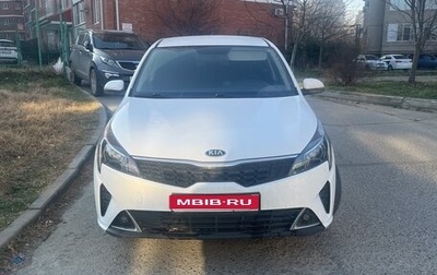 KIA Rio IV, 2021 год, 1 800 000 рублей, 1 фотография