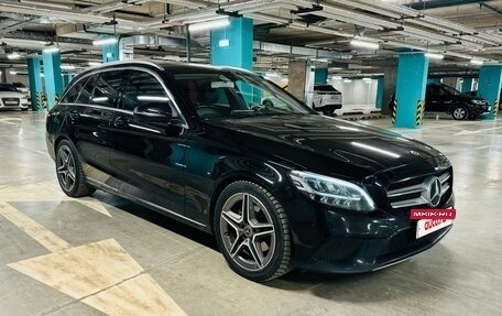 Mercedes-Benz C-Класс, 2018 год, 2 650 000 рублей, 4 фотография