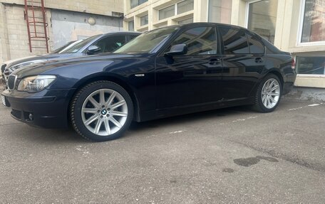 BMW 7 серия, 2005 год, 1 500 000 рублей, 3 фотография