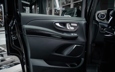 Mercedes-Benz V-Класс, 2024 год, 16 350 000 рублей, 15 фотография