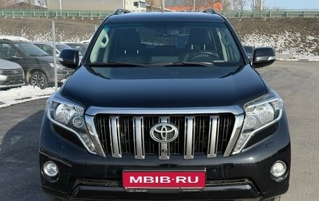 Toyota Land Cruiser Prado 150 рестайлинг 2, 2015 год, 4 000 000 рублей, 4 фотография