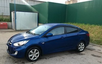 Hyundai Solaris II рестайлинг, 2011 год, 600 000 рублей, 1 фотография