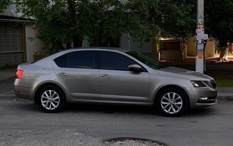 Skoda Octavia, 2017 год, 1 580 000 рублей, 3 фотография