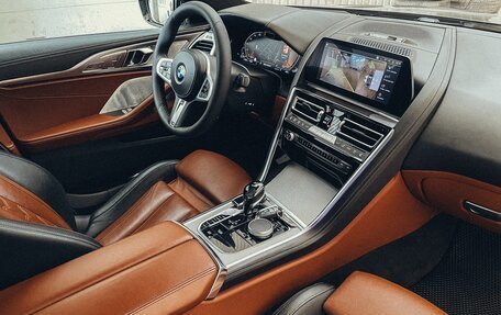 BMW 8 серия, 2019 год, 8 490 000 рублей, 18 фотография