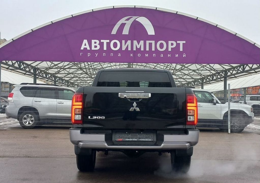 Mitsubishi L200, 2024 год, 6 400 000 рублей, 10 фотография