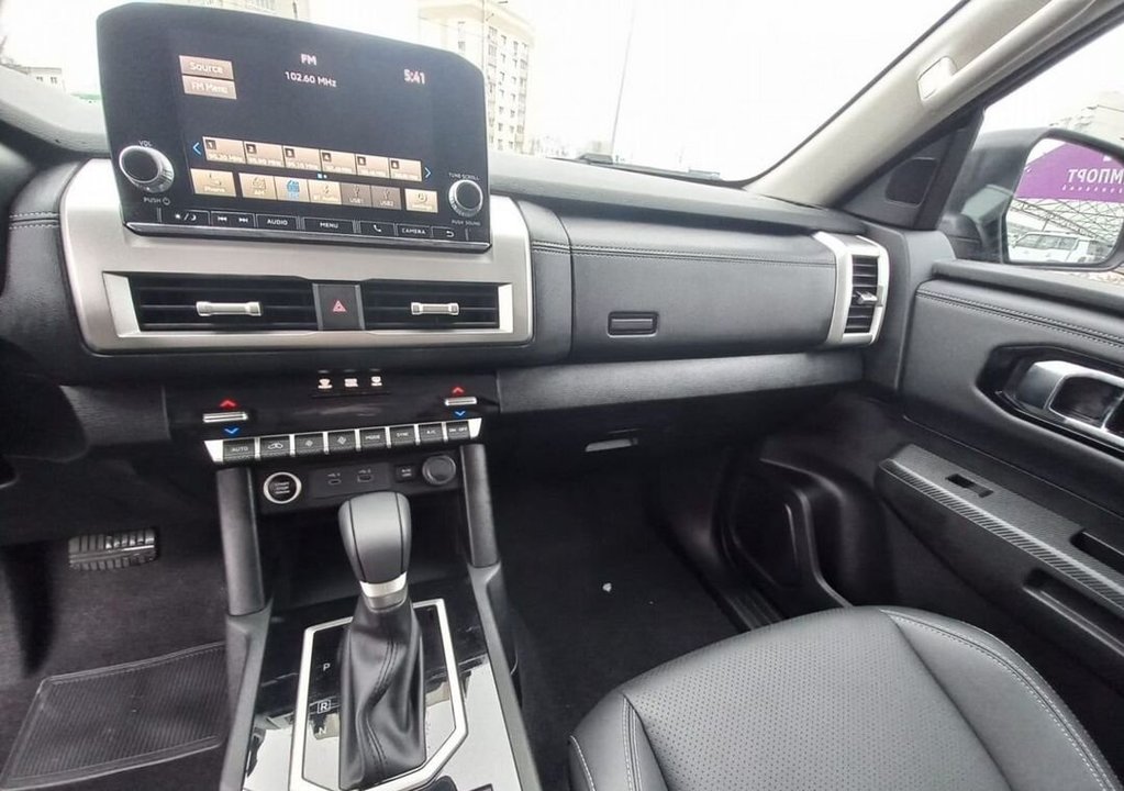 Mitsubishi L200, 2024 год, 6 400 000 рублей, 25 фотография
