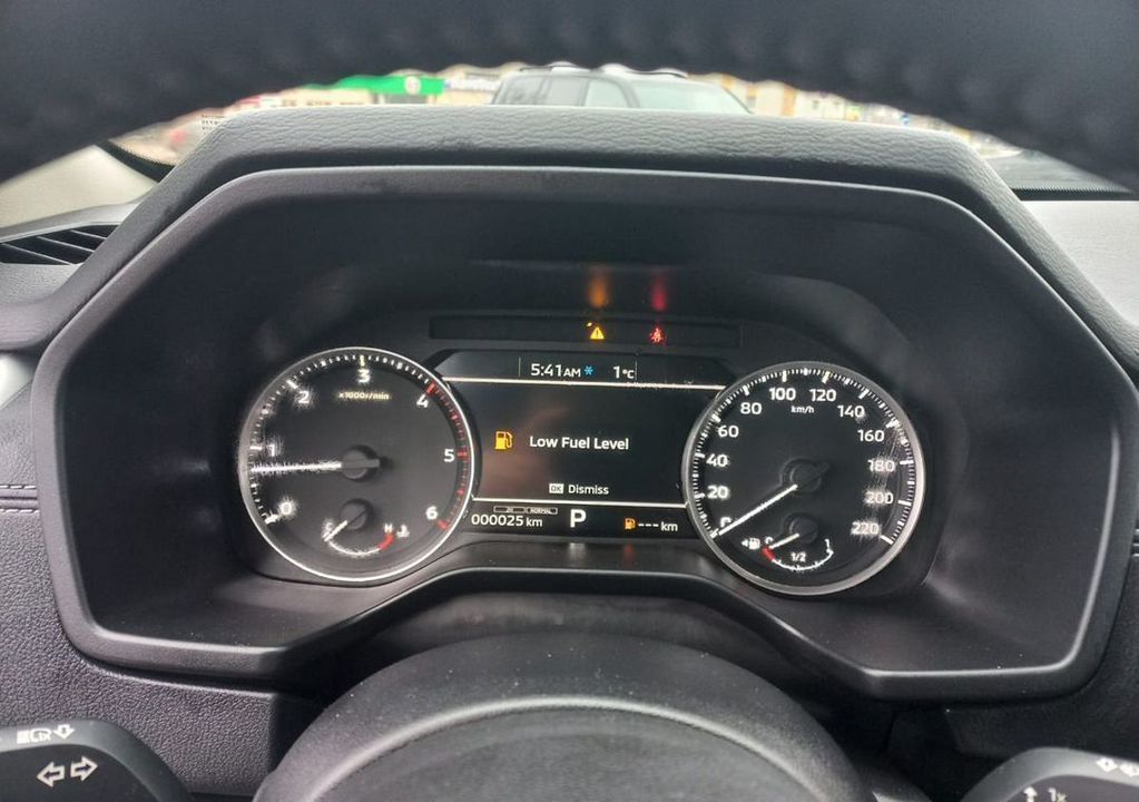 Mitsubishi L200, 2024 год, 6 400 000 рублей, 21 фотография