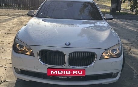 BMW 7 серия, 2010 год, 2 400 000 рублей, 28 фотография