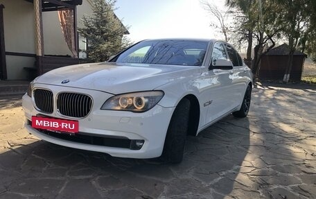 BMW 7 серия, 2010 год, 2 400 000 рублей, 36 фотография