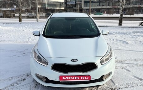 KIA cee'd III, 2014 год, 1 410 000 рублей, 2 фотография