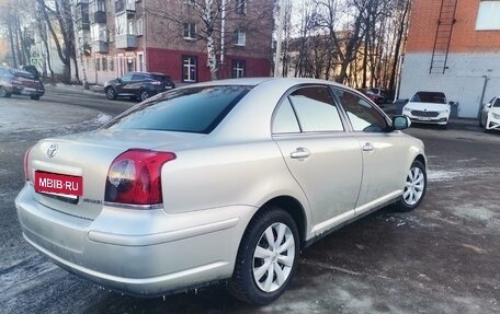 Toyota Avensis III рестайлинг, 2008 год, 1 075 000 рублей, 2 фотография