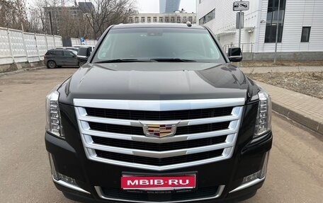 Cadillac Escalade IV, 2015 год, 4 850 000 рублей, 1 фотография