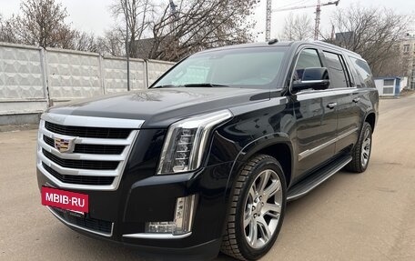 Cadillac Escalade IV, 2015 год, 4 850 000 рублей, 2 фотография