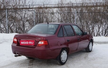 Daewoo Nexia I рестайлинг, 2009 год, 330 000 рублей, 2 фотография