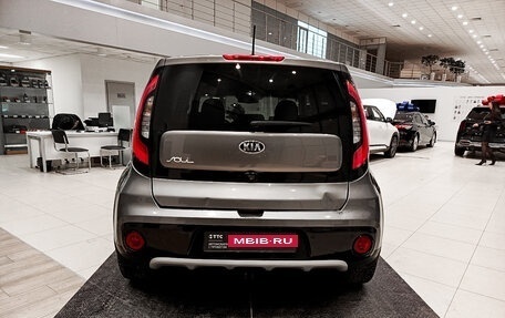 KIA Soul II рестайлинг, 2018 год, 1 761 000 рублей, 10 фотография