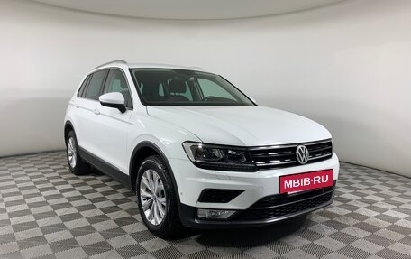 Volkswagen Tiguan II, 2017 год, 1 950 000 рублей, 3 фотография