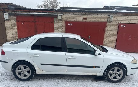 Renault Laguna II, 2002 год, 270 000 рублей, 3 фотография