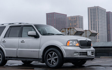 Lincoln Navigator, 2005 год, 1 580 000 рублей, 2 фотография