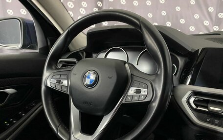 BMW 3 серия, 2019 год, 2 990 000 рублей, 21 фотография