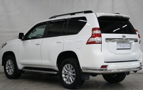 Toyota Land Cruiser Prado 150 рестайлинг 2, 2015 год, 3 950 000 рублей, 8 фотография