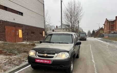 Chevrolet Niva I рестайлинг, 2013 год, 299 000 рублей, 2 фотография