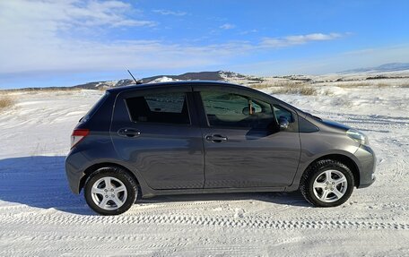 Toyota Vitz, 2011 год, 780 000 рублей, 7 фотография