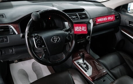 Toyota Camry, 2014 год, 1 699 000 рублей, 9 фотография