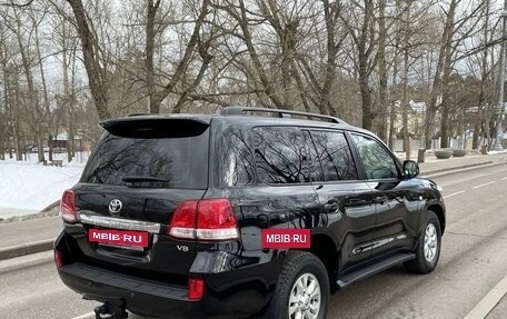 Toyota Land Cruiser 200, 2011 год, 2 599 000 рублей, 2 фотография