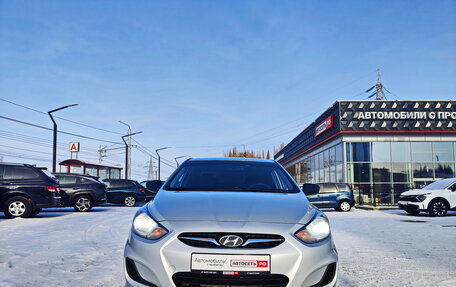 Hyundai Solaris II рестайлинг, 2013 год, 830 000 рублей, 5 фотография