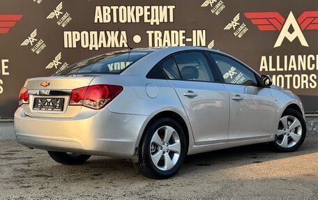 Chevrolet Cruze II, 2011 год, 795 000 рублей, 7 фотография