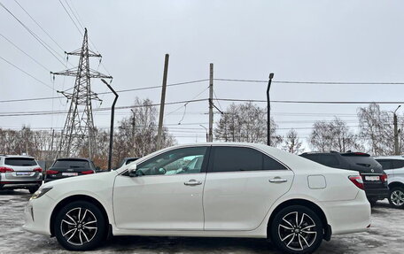 Toyota Camry, 2017 год, 2 390 000 рублей, 7 фотография