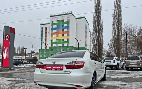 Toyota Camry, 2017 год, 2 390 000 рублей, 2 фотография